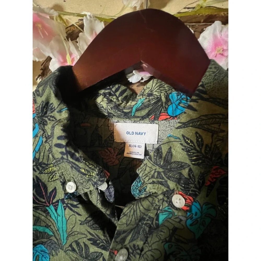 Old Navy Button Down Shirt Kids XL 14-16 Green Excellent Tropical Jungle Print